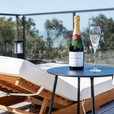 ゲストハウス Rooftop & Ocean D'architecte Avec Piscine 4*