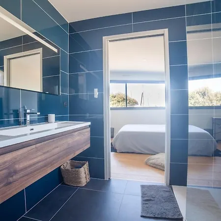 ゲストハウス Rooftop & Ocean D'architecte Avec Piscine 4*